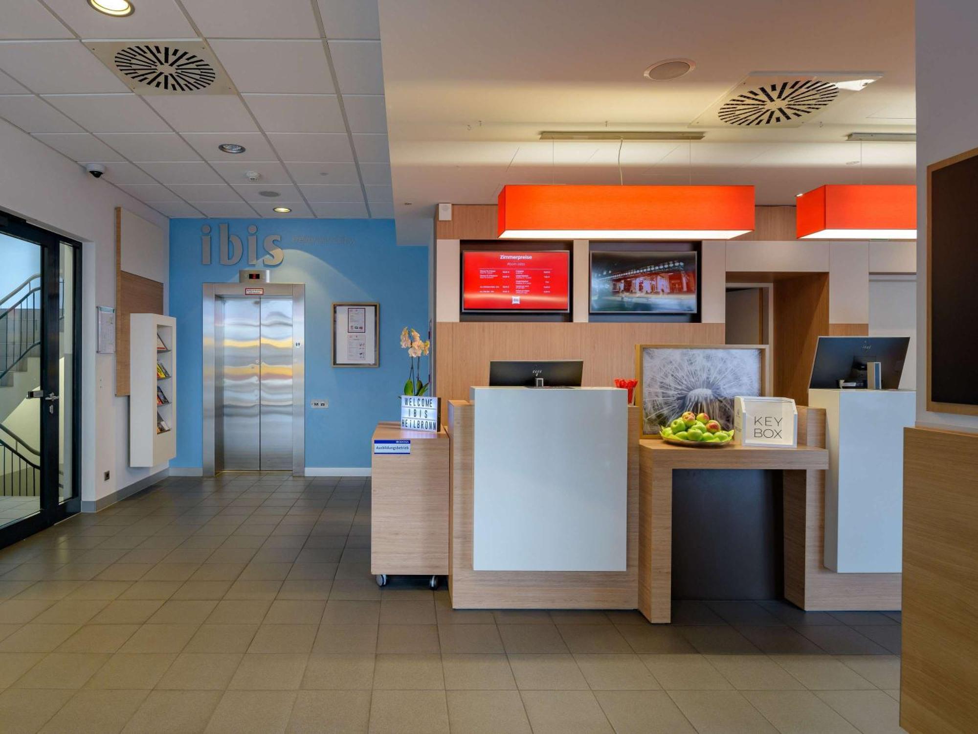 Ibis Heilbronn City Bagian luar foto