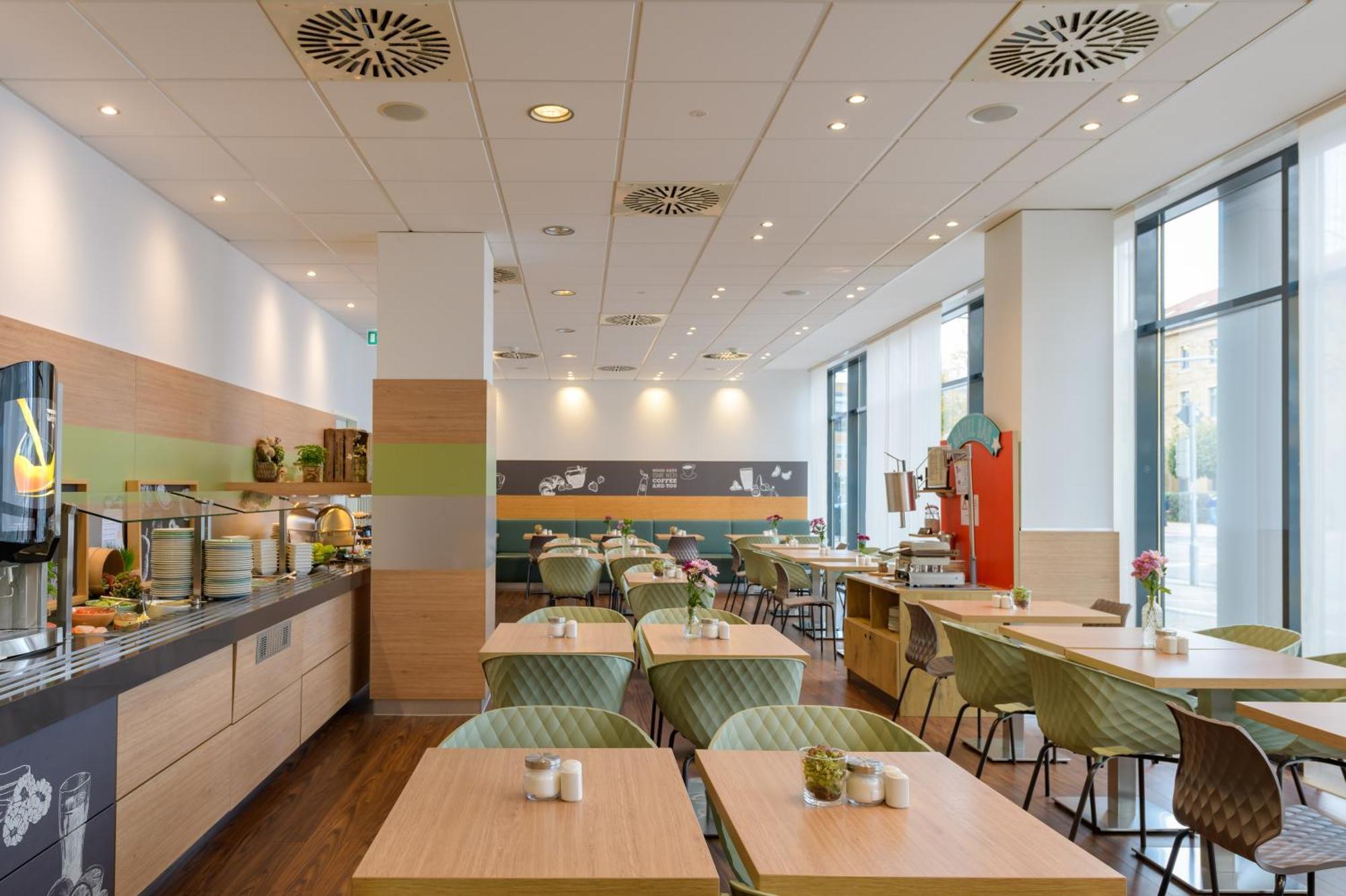 Ibis Heilbronn City Bagian luar foto