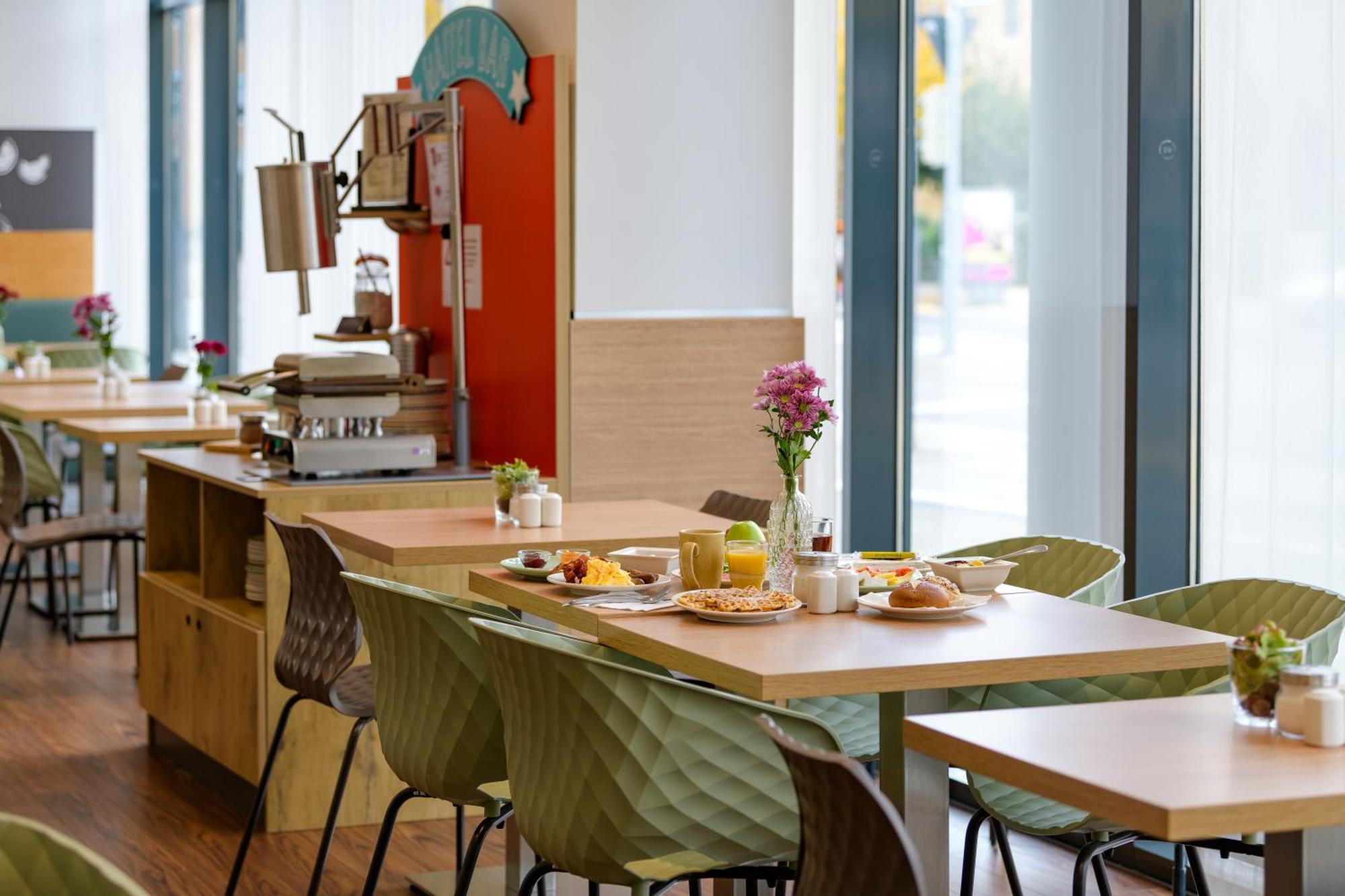 Ibis Heilbronn City Bagian luar foto