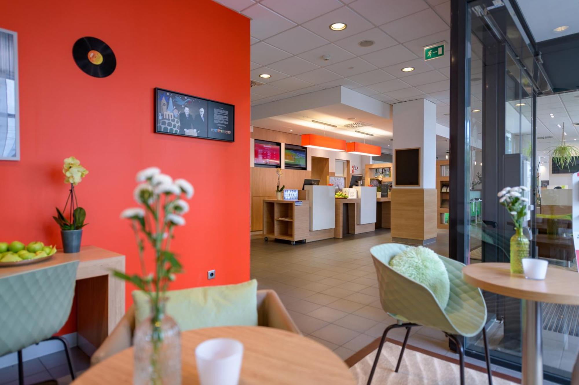 Ibis Heilbronn City Bagian luar foto