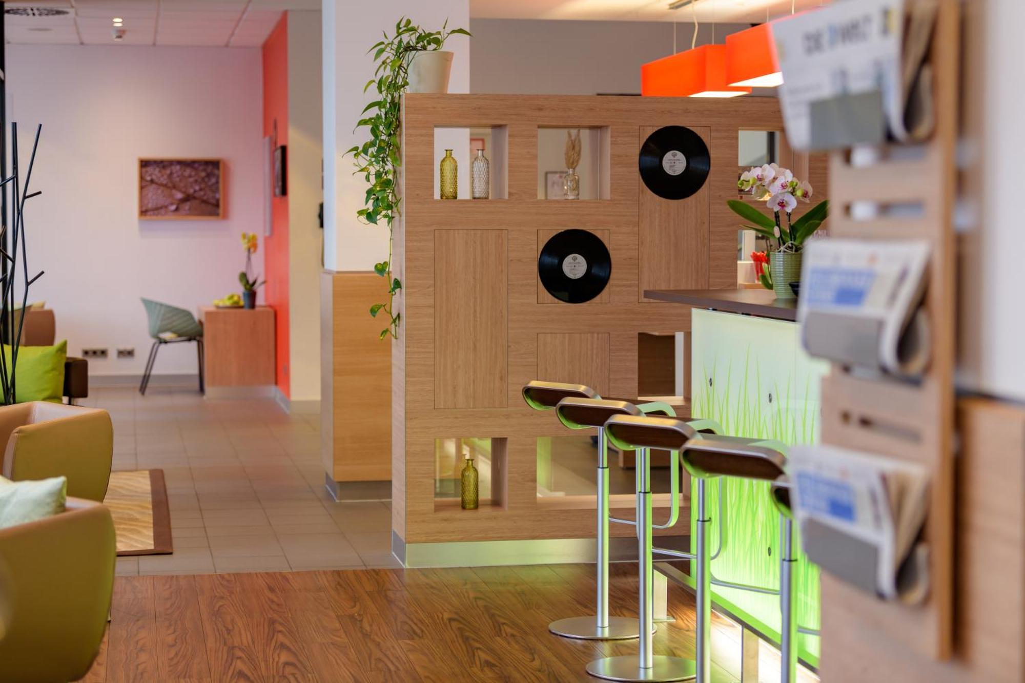 Ibis Heilbronn City Bagian luar foto