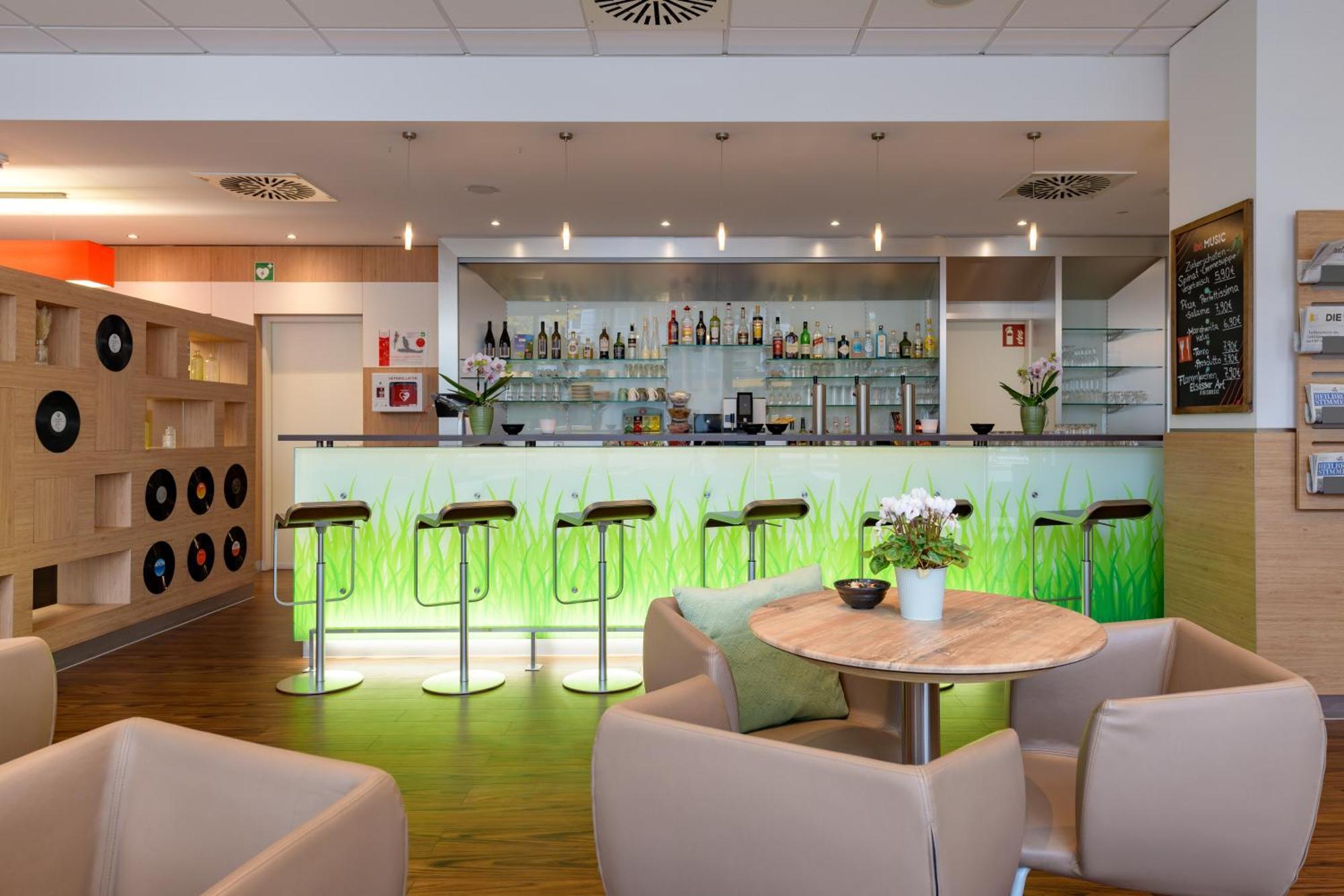 Ibis Heilbronn City Bagian luar foto