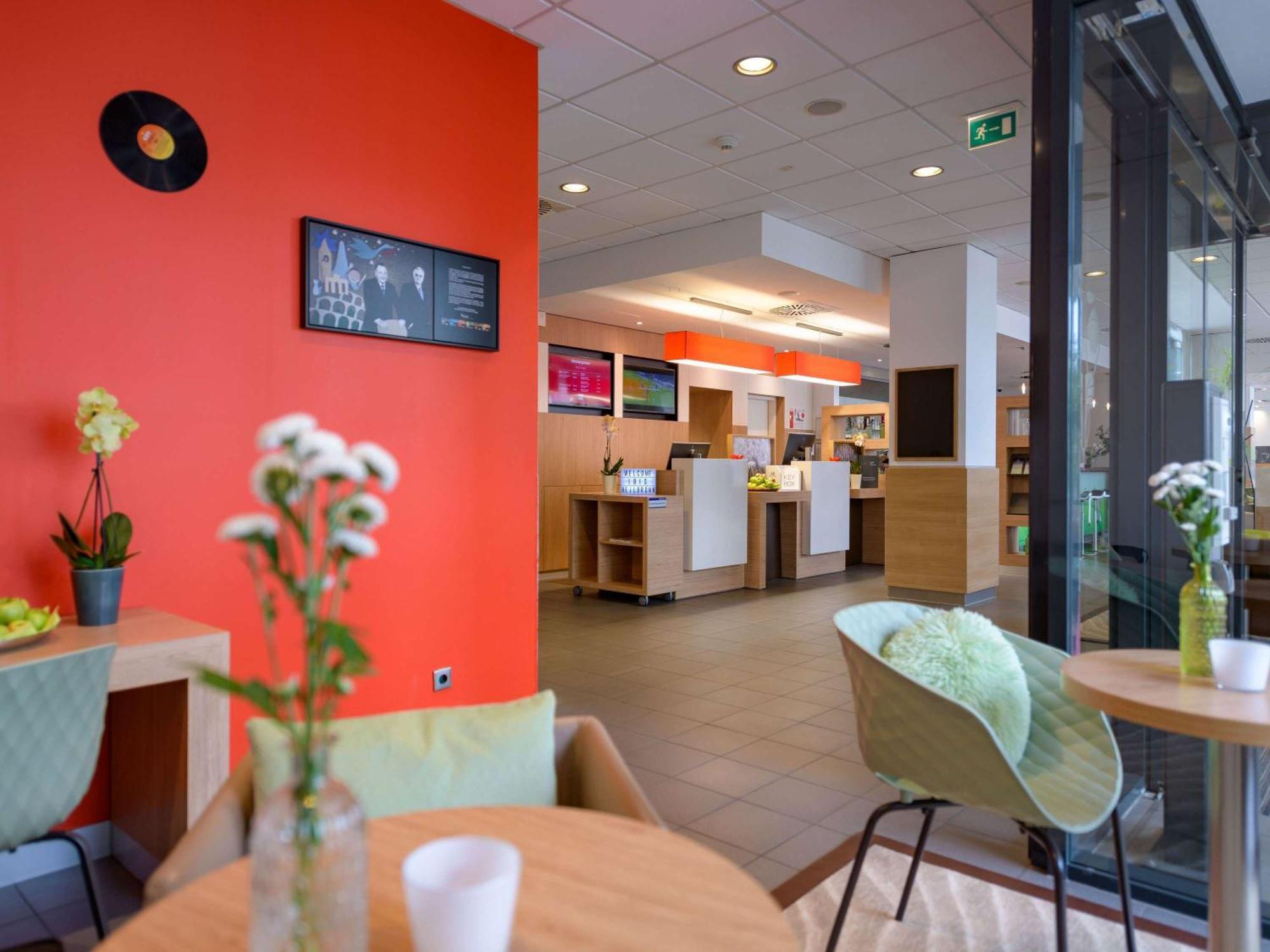 Ibis Heilbronn City Bagian luar foto