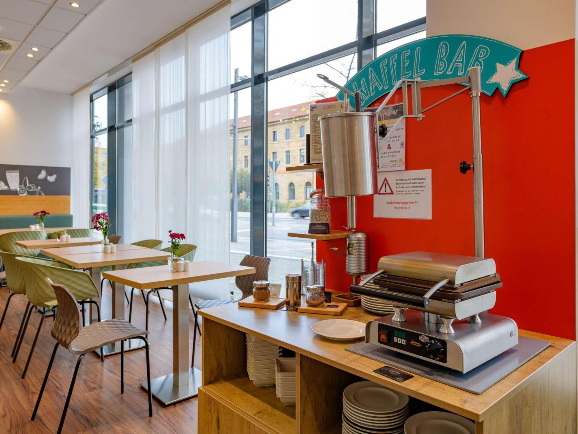 Ibis Heilbronn City Bagian luar foto